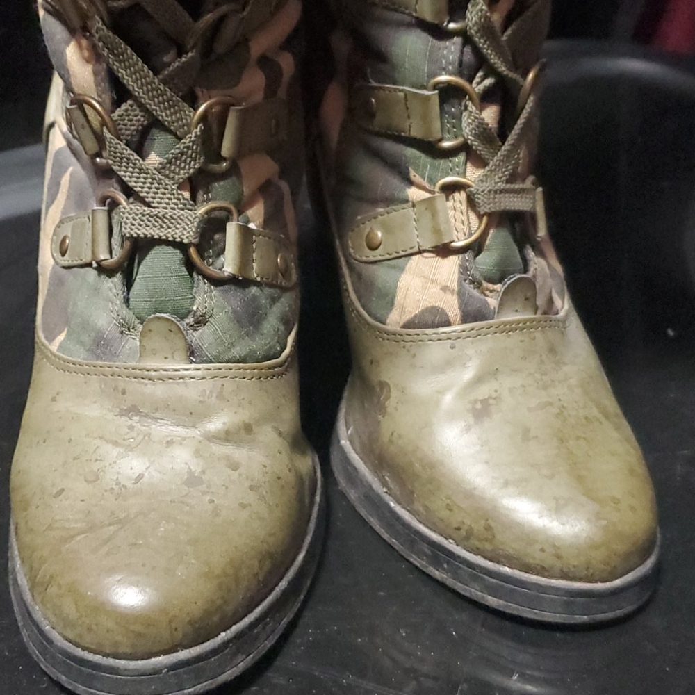 Bumper Boots View 5